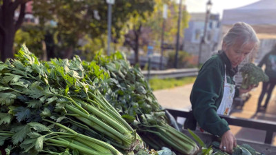 New Book Serves Up Case Studies for Cultivating Local Food Economies